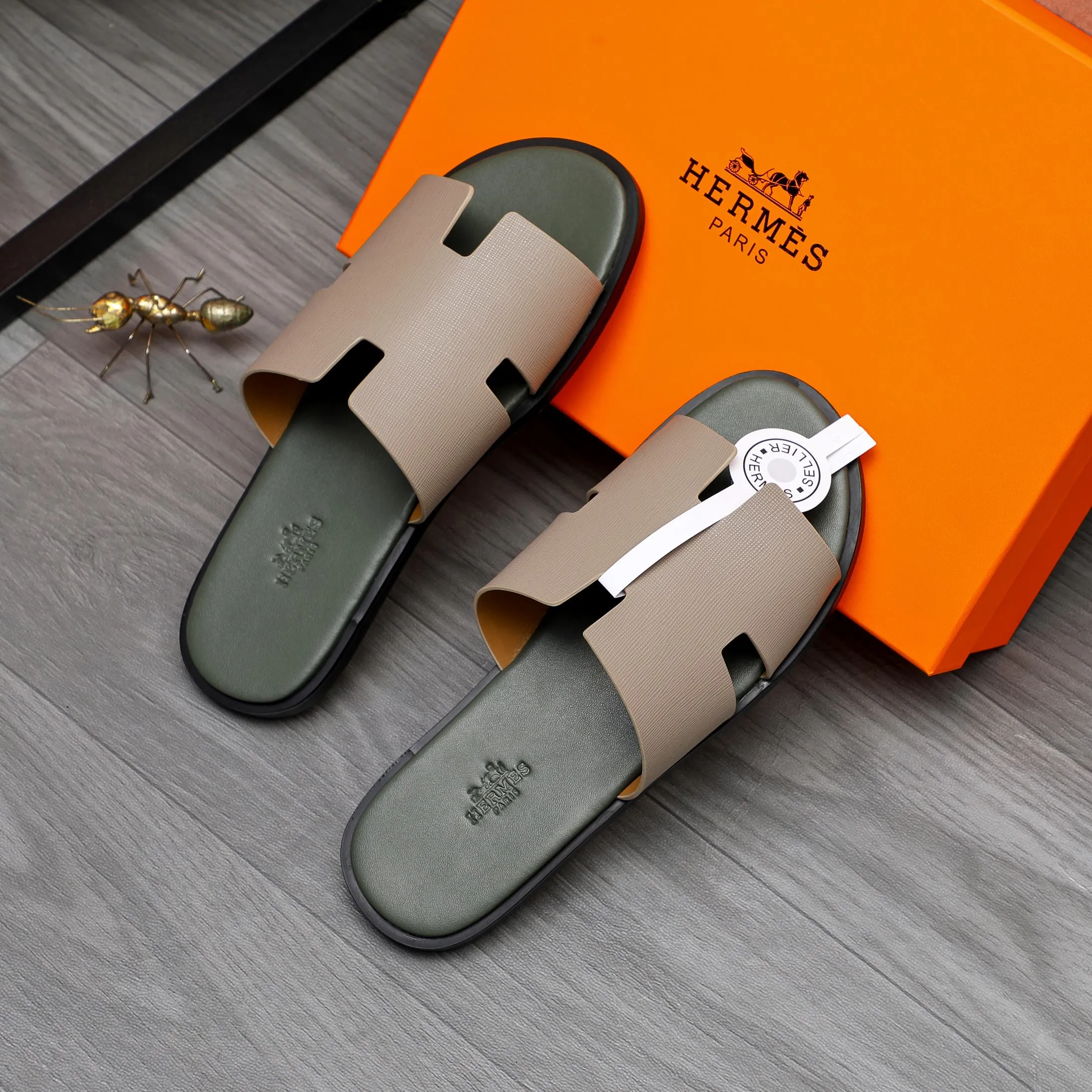 Men's shoes 💰280 Product trademark: Hermes "Hermes" slippers Regular size: 38-46 Product material: vertical grain cowhide upper, microfiber lining, original outsole